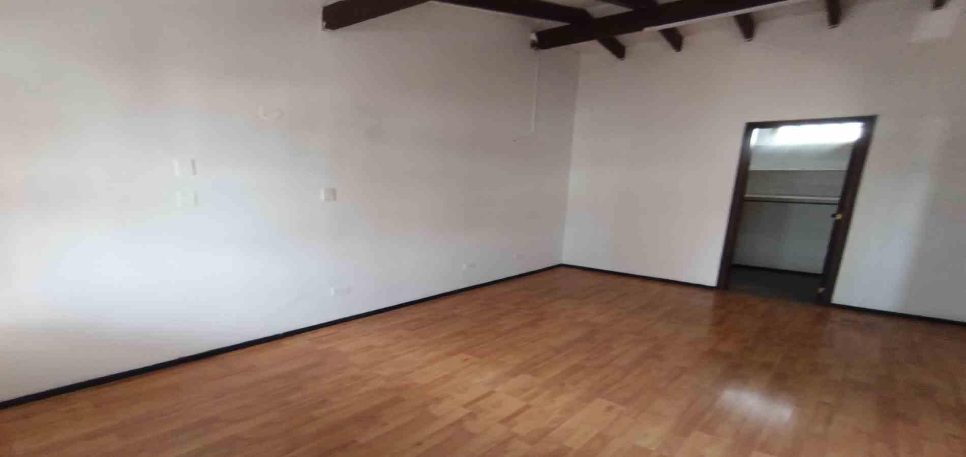 Casa en arriendo en Los Laureles, Manizales · foto 5 de 24