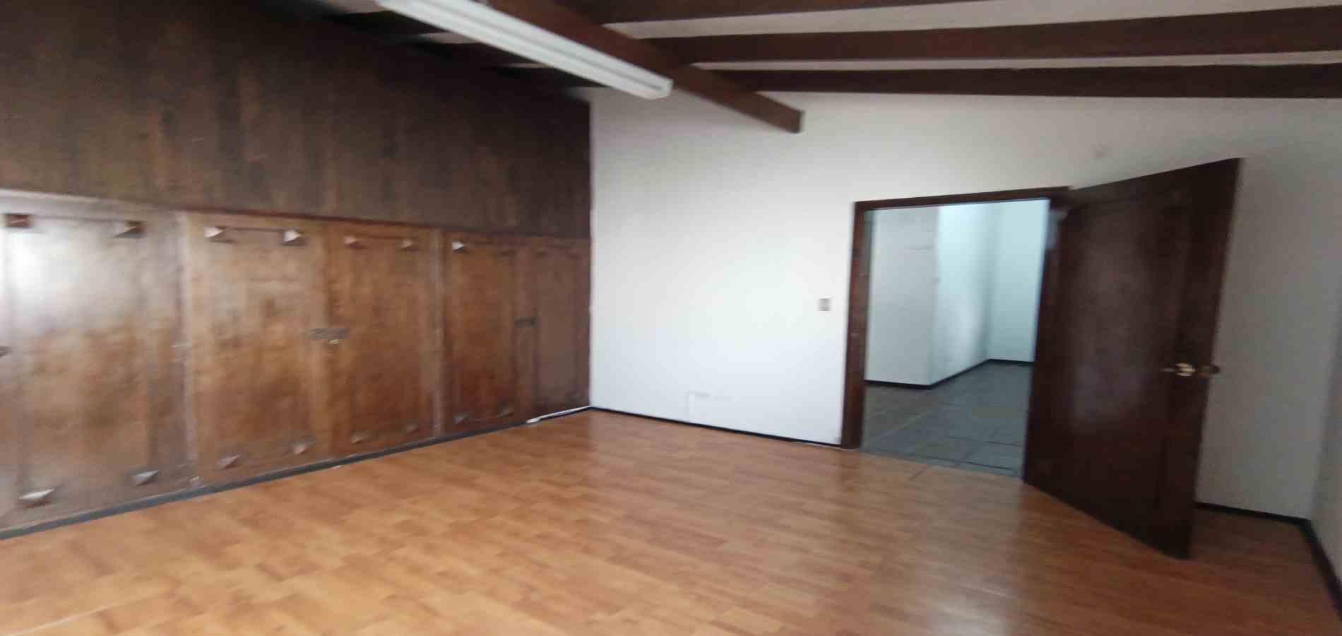 Casa en arriendo en Los Laureles, Manizales · foto 13 de 24