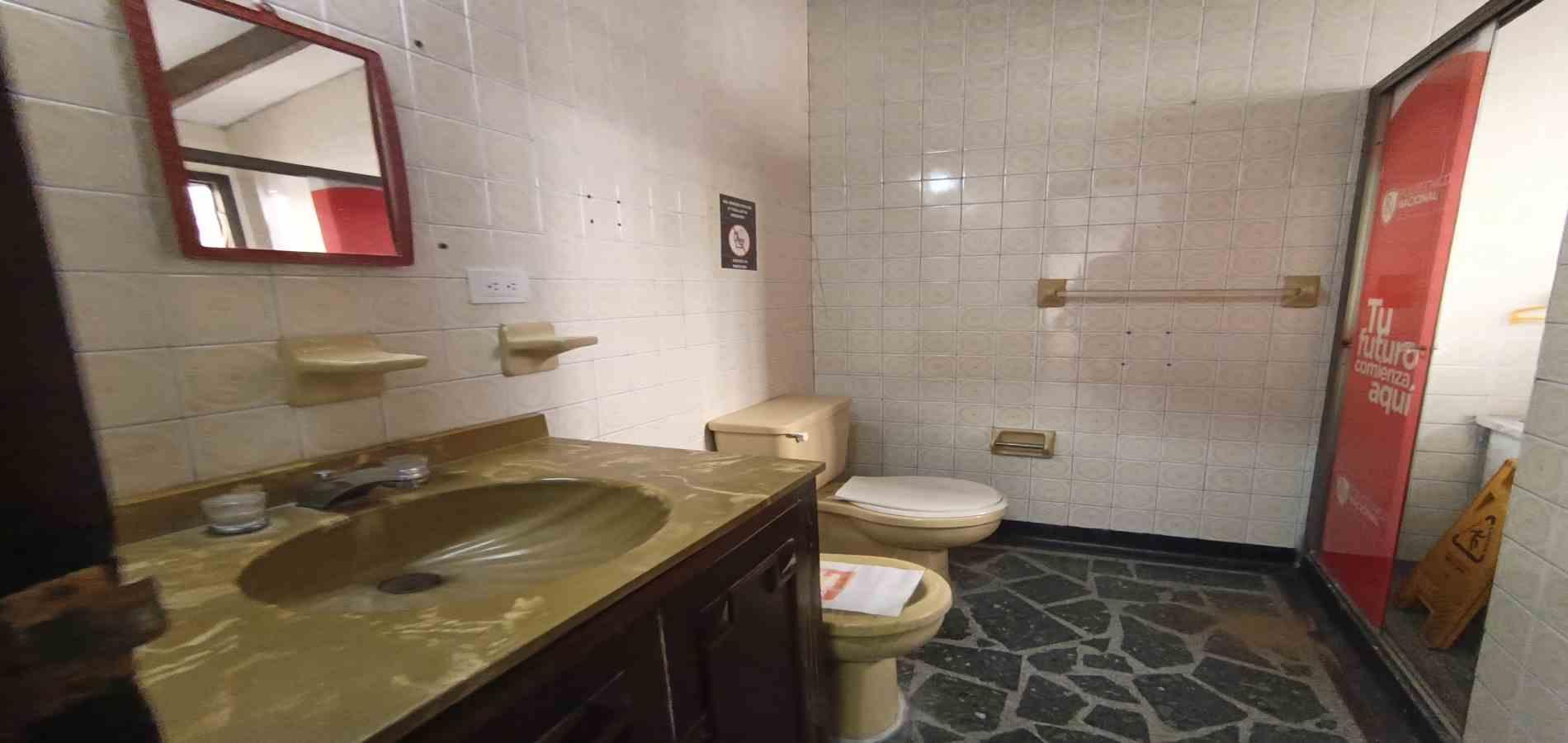 Casa en arriendo en Los Laureles, Manizales · foto 16 de 24