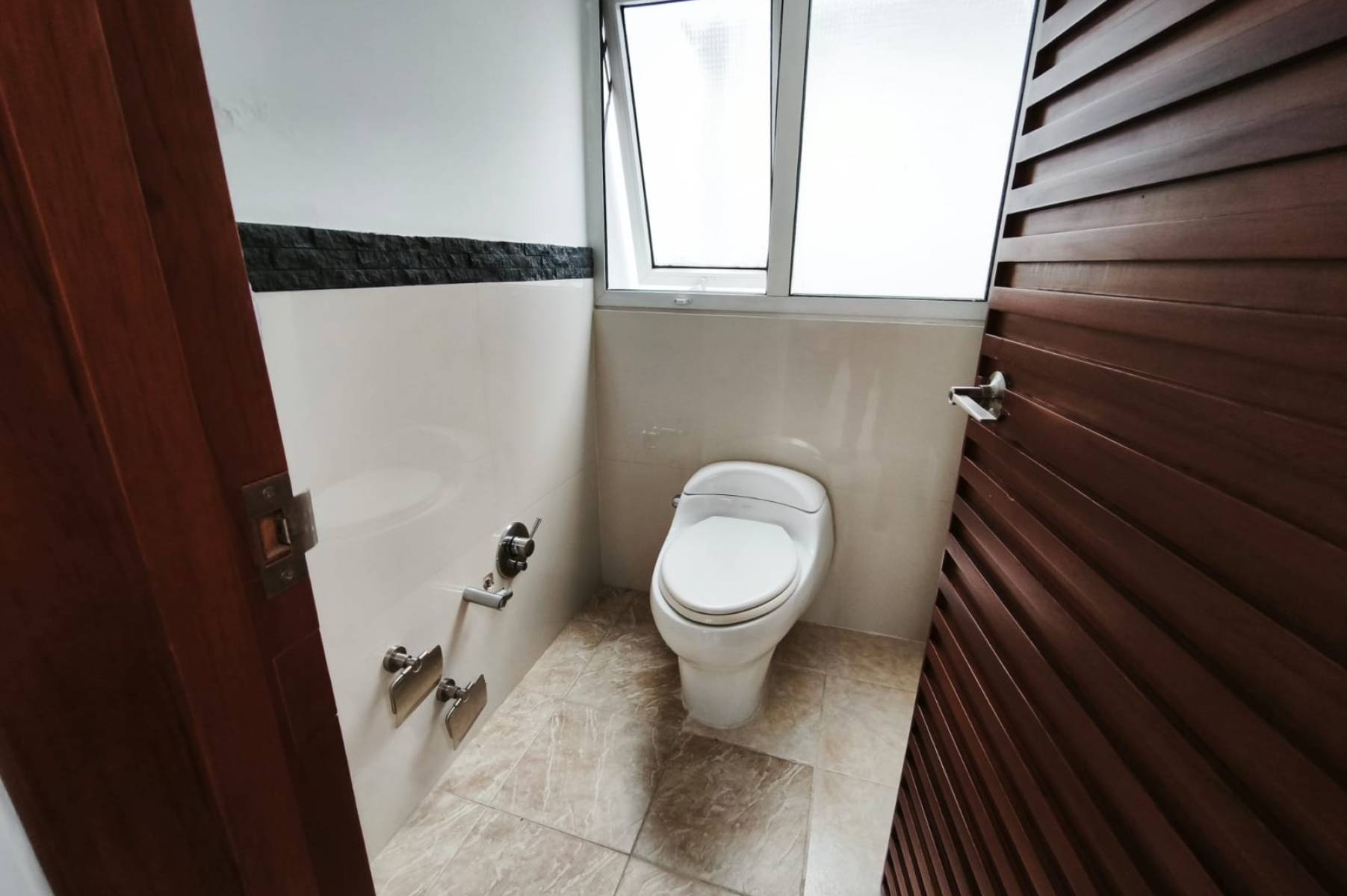 Casa en venta en Santa Ana, Bogotá · foto 9 de 24