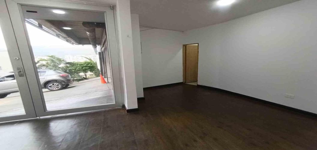 Local en arriendo en Los Laureles, Manizales, 30 m² · foto 6 de 15