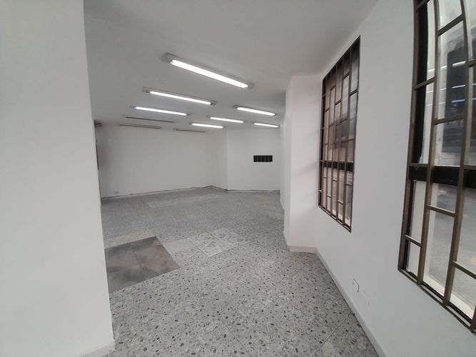 Local en arriendo en El Centro, Manizales, 112 m² · foto 3 de 21