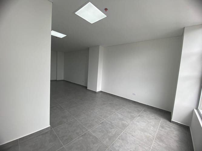 Consultorio en venta en Alcazar, Armenia, 46 m² · foto 4 de 7