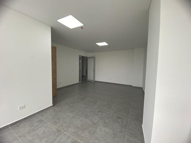 Consultorio en venta en Alcazar, Armenia, 46 m² · foto 6 de 7