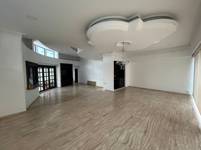 Casa de 4 alcobas en venta en La Julita, Pereira, 300 m² · foto 2 de 24