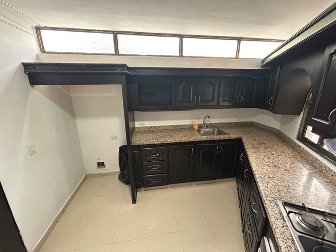 Casa de 4 alcobas en venta en La Julita, Pereira, 300 m² · foto 6 de 24