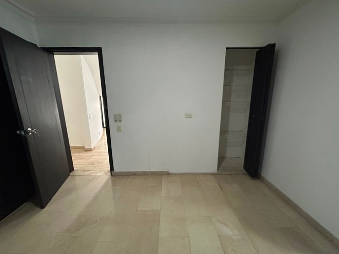 Casa de 4 alcobas en venta en La Julita, Pereira, 300 m² · foto 18 de 24