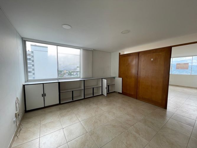 Oficina en venta en El Centro, Manizales, 41 m² · foto 10 de 17