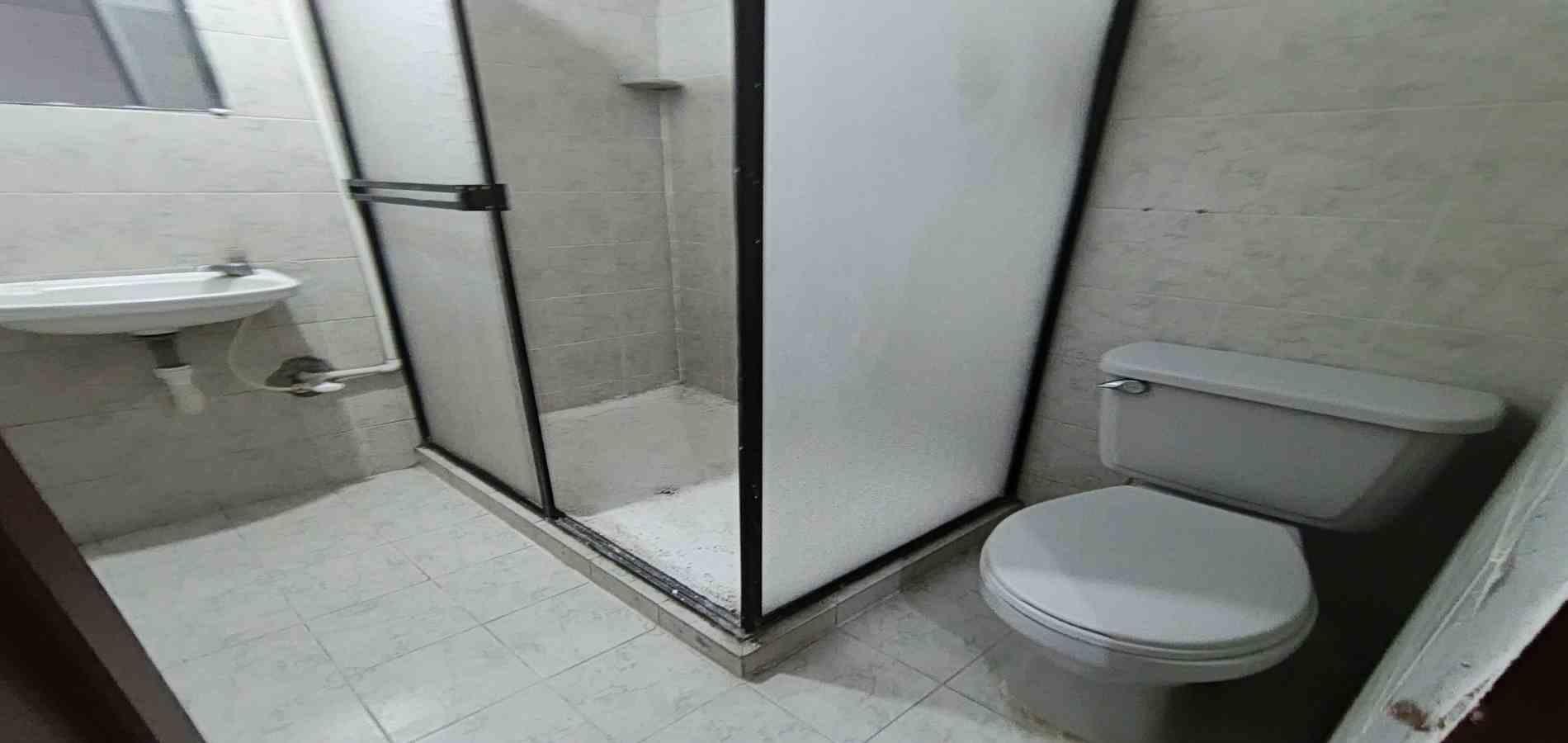 Casa en arriendo en El Centro, Manizales · foto 3 de 24