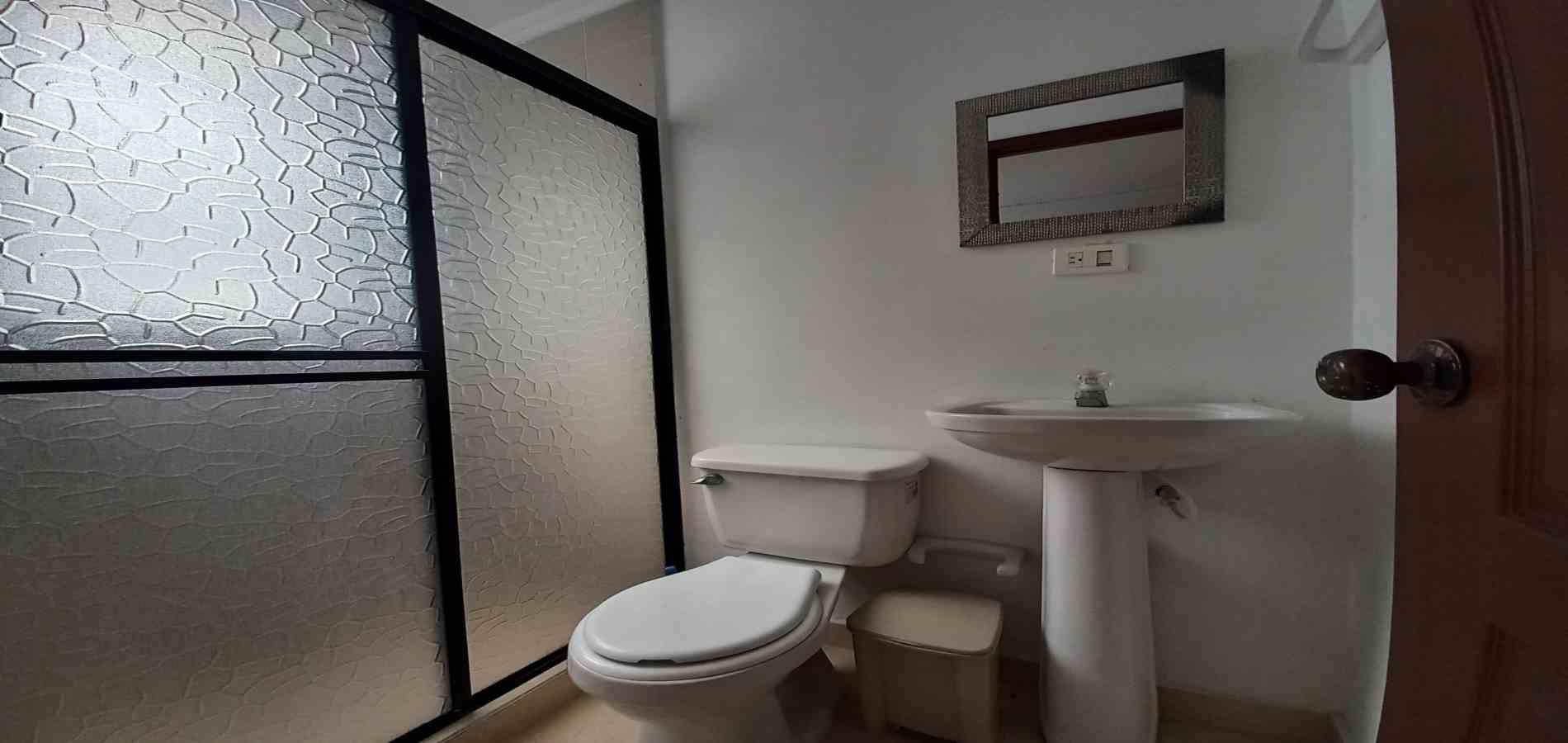 Casa en venta en El Dorado, Pereira · foto 14 de 24