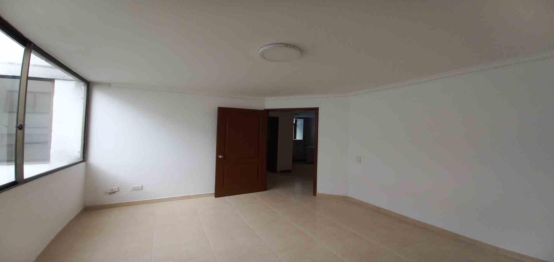 Casa en venta en El Dorado, Pereira · foto 24 de 24
