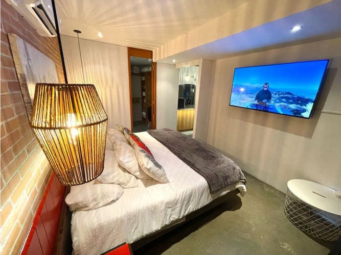 Apartamento de 1 alcoba en arriendo en Lalinde, Medellín, 51 m² · foto 2 de 20