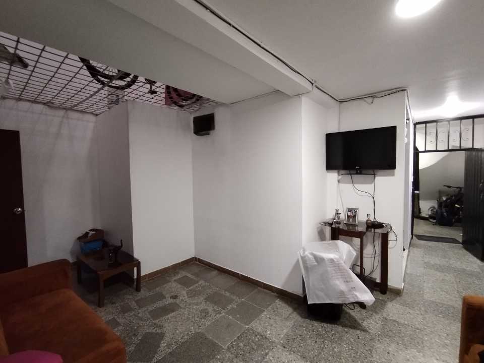 Apartamento en venta en Mejia Robledo, Pereira · foto 10 de 24