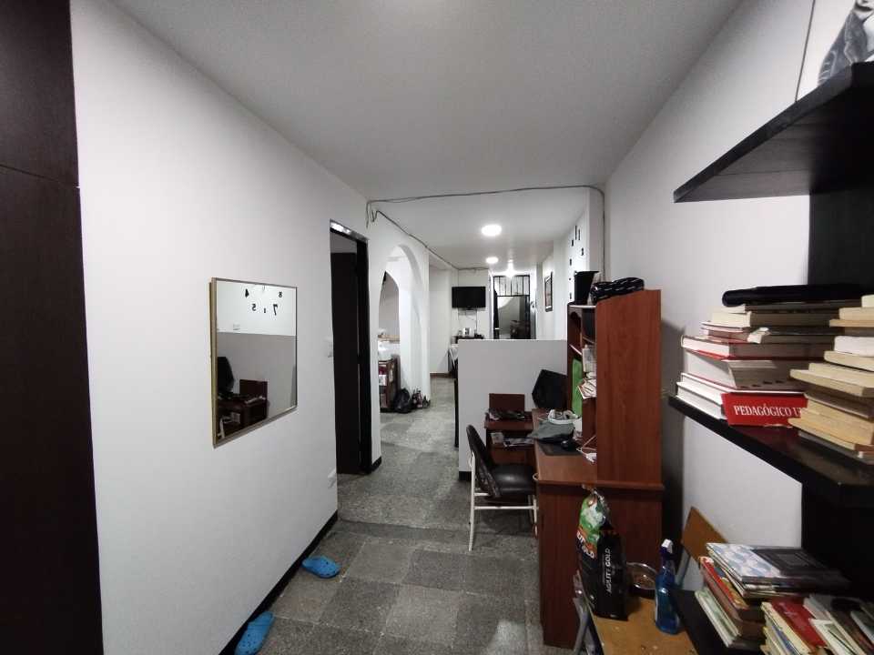 Apartamento en venta en Mejia Robledo, Pereira · foto 11 de 24