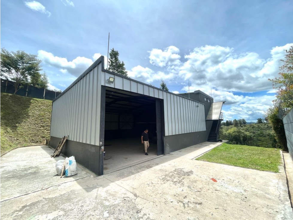 3BR Warehouse in Mampuesto (250 m²) for Sale - 2