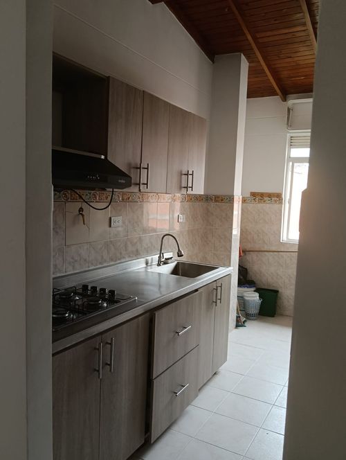 Apartamento de 3 alcobas en venta en Entreamigos, Sabaneta, 65 m² · foto 23 de 24