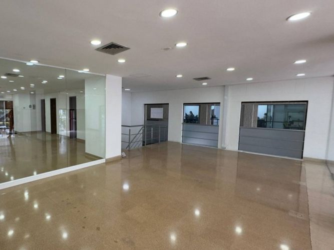 Local en arriendo en El Poblado, Medellín, 260 m² · foto 15 de 16