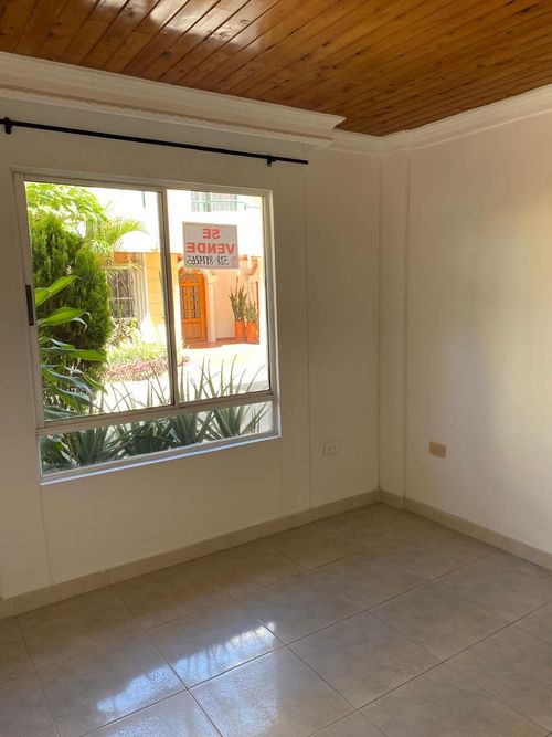 Casa de 4 alcobas en venta en Casco Antiguo - Floridablanca, Floridablanca, 124 m² · foto 4 de 11