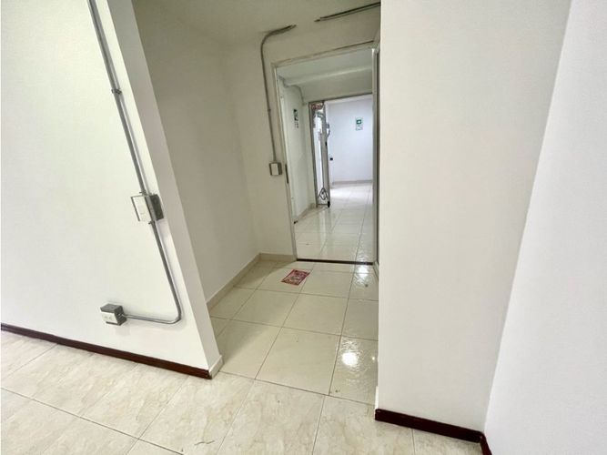 Oficina en arriendo en Zona Centro, Envigado, 65 m² · foto 9 de 9