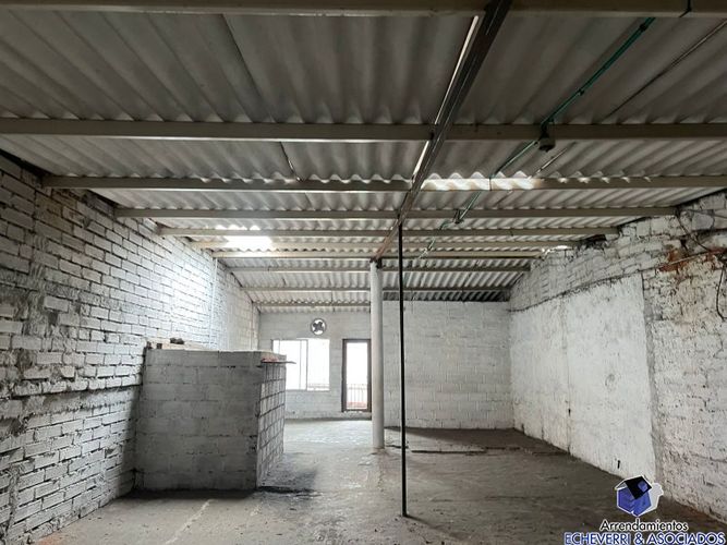 Casa en venta en Colasania, Medellín, 300 m² · foto 3 de 15