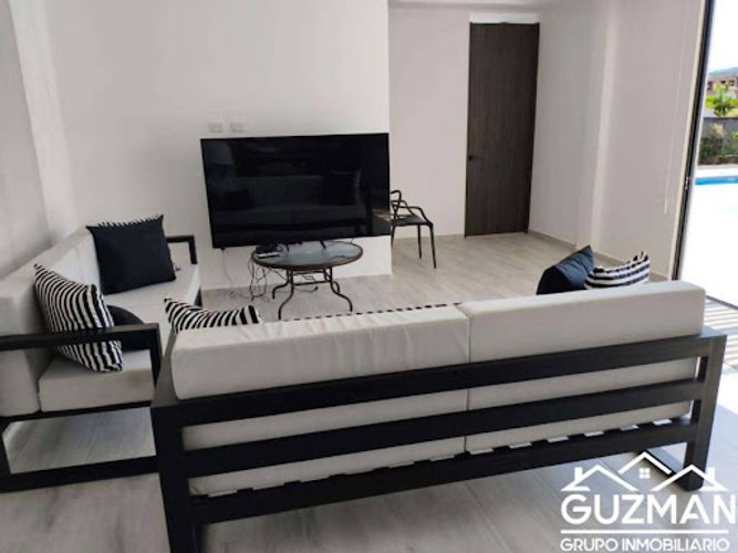 Finca en venta en El Campin, Manizales, 1050 m² · foto 4 de 14
