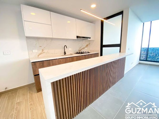 Apartamento de 3 alcobas en venta en Colombia, Manizales, 91 m² · foto 5 de 17