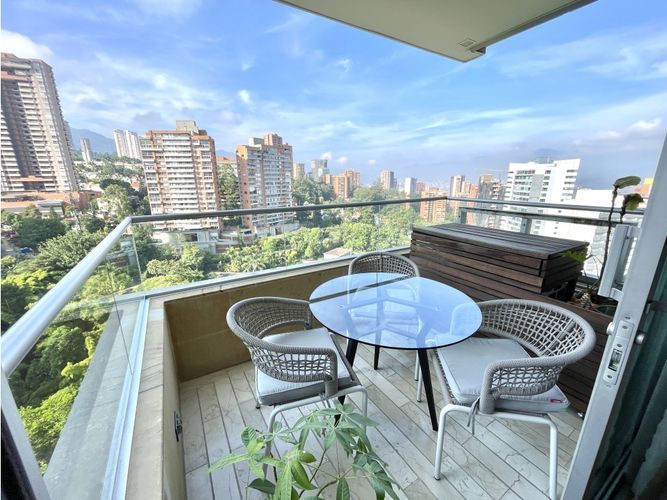 Apartamento en arriendo en Los Naranjos, Medellín, 84 m² · foto 2 de 24