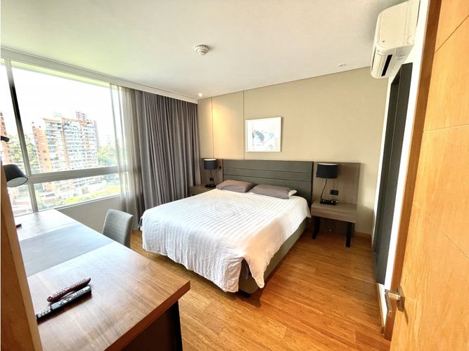 Apartamento en arriendo en Los Naranjos, Medellín, 84 m² · foto 10 de 24