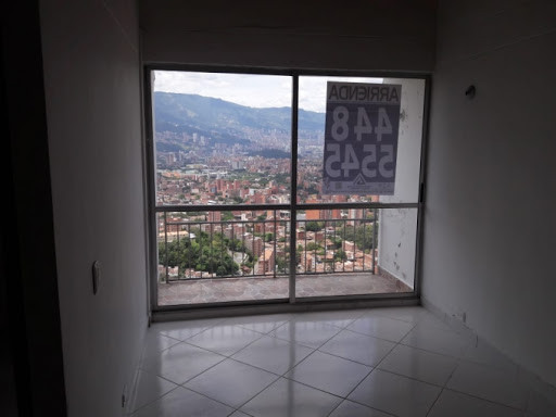 Apartamento en venta en Calasanz, Medellín · foto 2 de 11