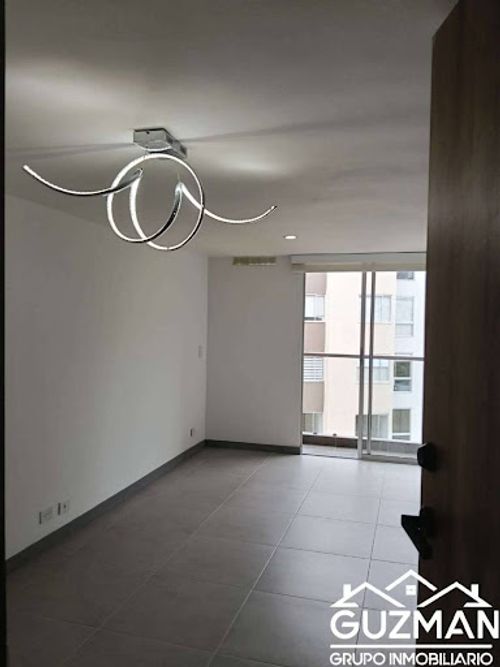Apartamento de 2 alcobas en venta en La Sultana, Manizales, 65 m² · foto 6 de 13