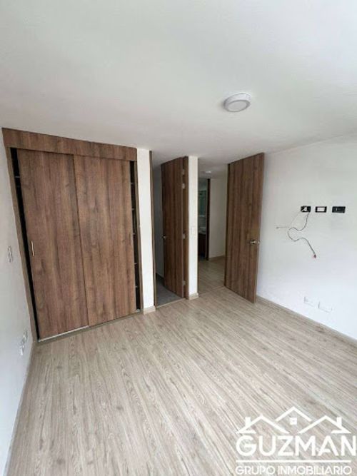 Apartamento de 3 alcobas en venta en La Sultana, Manizales, 70 m² · foto 2 de 17