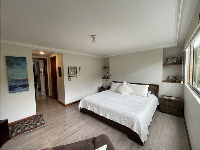 Apartamento de 4 alcobas en venta en El Tesoro, Medellín, 240 m² · foto 9 de 24