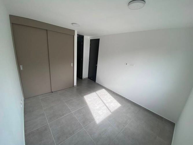 Apartamento de 3 alcobas en venta en Bellavista, Bello, 65 m² · foto 6 de 10