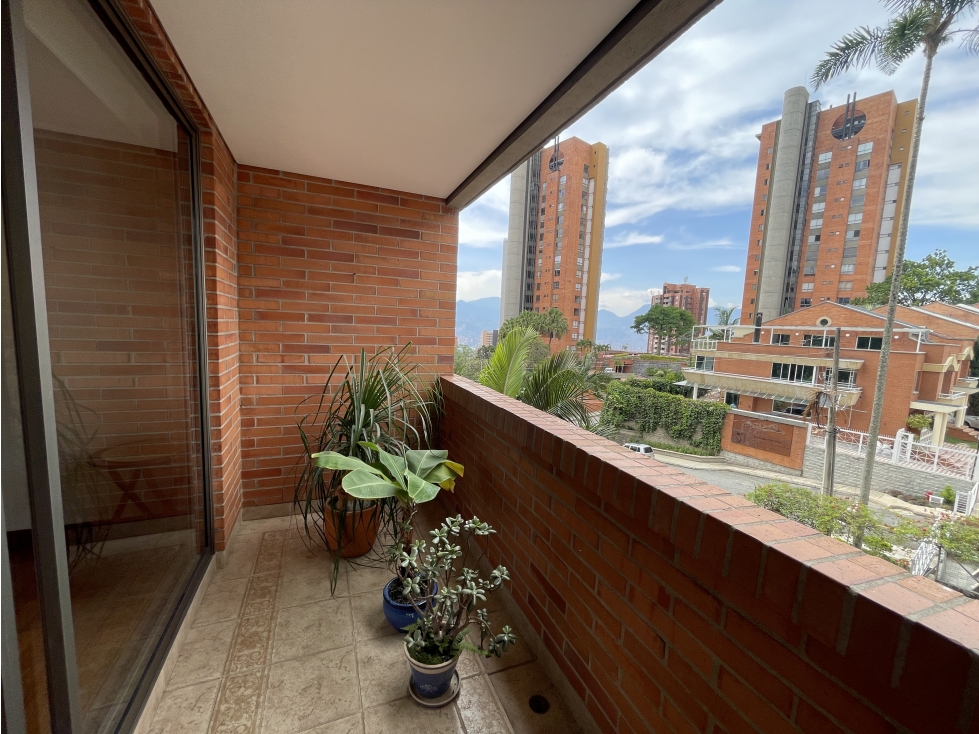 Apartamento en arriendo en El Tesoro, Medellín · foto 21 de 24