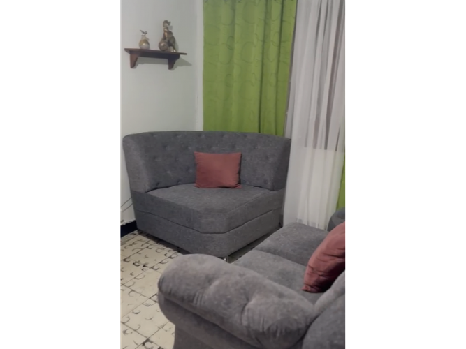 Casa de 4 alcobas en venta en La Milagrosa, Medellín, 120 m² · foto 4 de 17