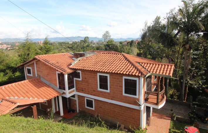 7BR Country House in Cuchillas de san jose (550 m²) for Sale - 2