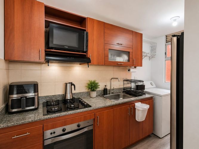 Apartamento de 3 alcobas en venta en Las Antillas, Envigado, 79 m² · foto 3 de 6