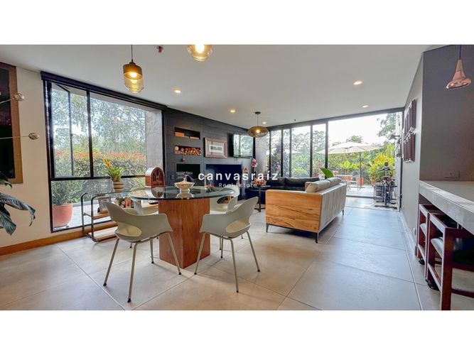Apartamento de 3 alcobas en venta en Llano Grande, Rionegro, 243 m² · foto 2 de 15