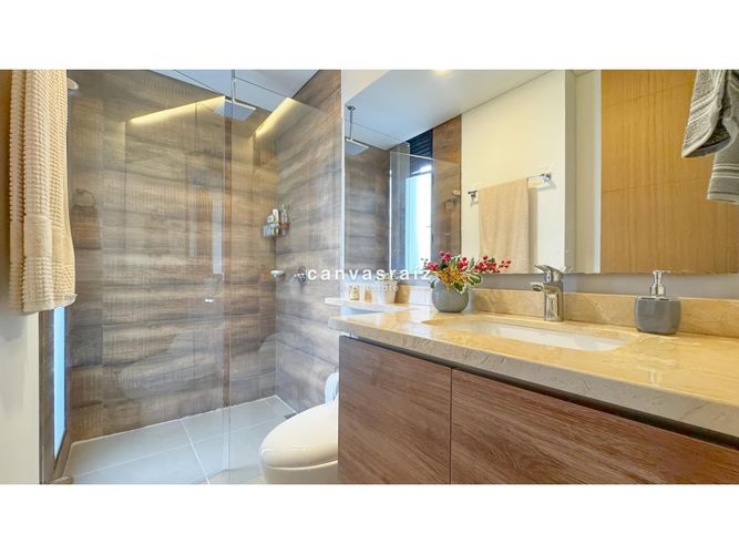 Apartamento de 3 alcobas en venta en Llano Grande, Rionegro, 243 m² · foto 8 de 15