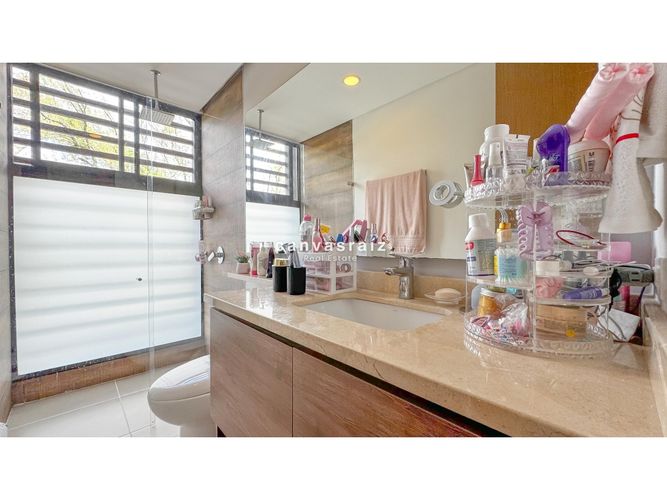 Apartamento de 3 alcobas en venta en Llano Grande, Rionegro, 243 m² · foto 13 de 15
