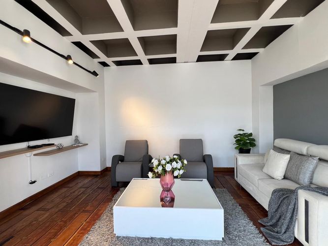 Apartamento de 3 alcobas en arriendo en El Poblado, Medellín, 400 m² · foto 12 de 20