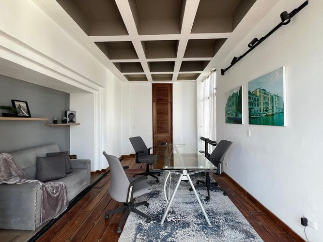Apartamento de 3 alcobas en arriendo en El Poblado, Medellín, 400 m² · foto 13 de 20