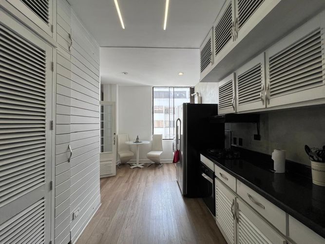 Apartamento de 3 alcobas en arriendo en El Poblado, Medellín, 400 m² · foto 7 de 20