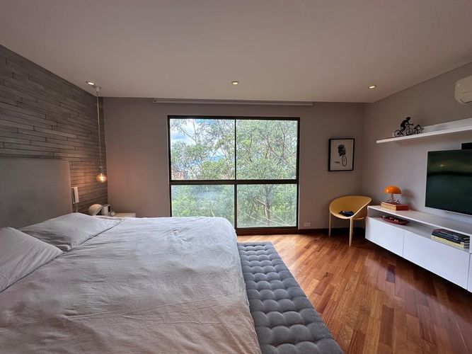 Apartamento de 3 alcobas en arriendo en El Poblado, Medellín, 212 m² · foto 13 de 18