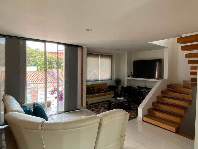 Casa de 5 alcobas en venta en Cr. La Florida Et. Ii, Ibagué, 370 m² · foto 8 de 21