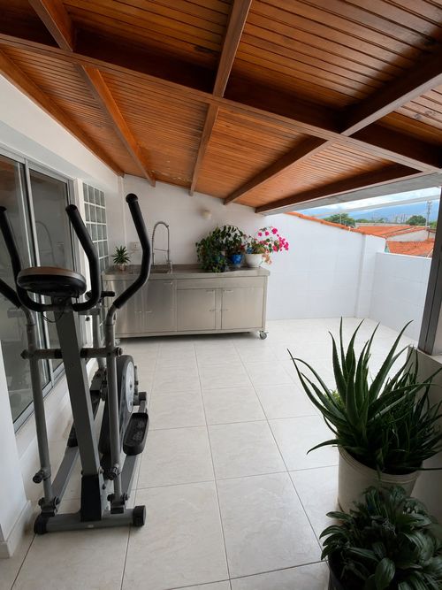Casa de 5 alcobas en venta en Cr. La Florida Et. Ii, Ibagué, 370 m² · foto 21 de 21