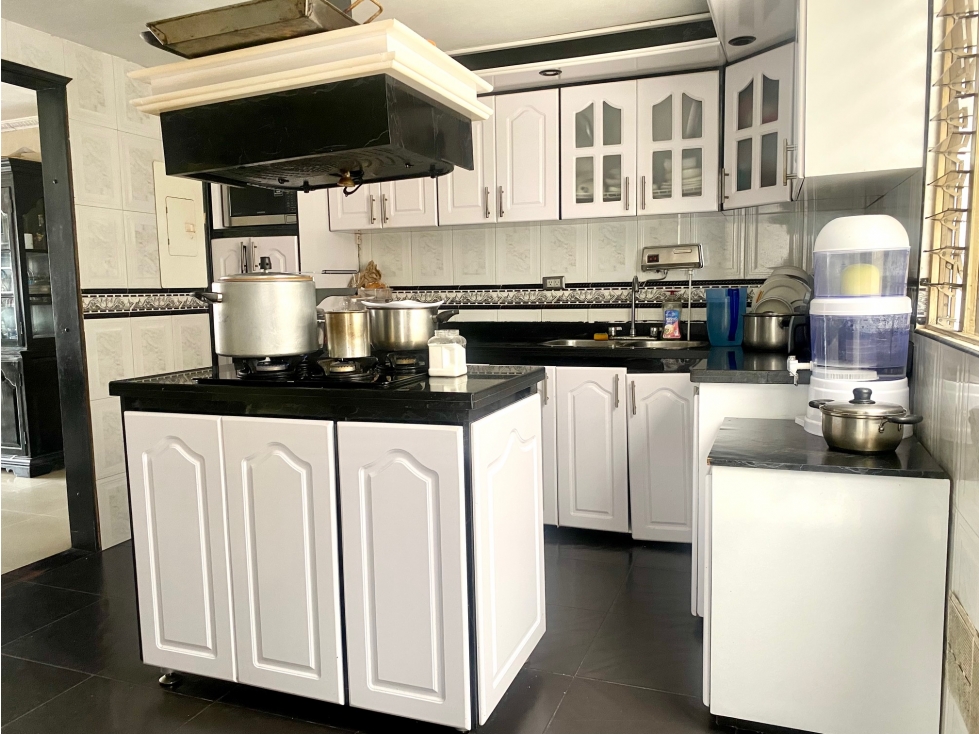 Casa en venta en Modelia, Bogotá · foto 11 de 24