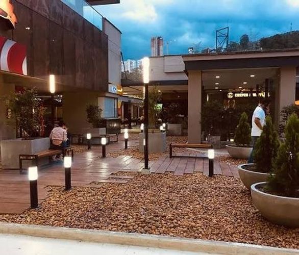 Local en arriendo en Castropol, Medellín, 18 m² · foto 2 de 3