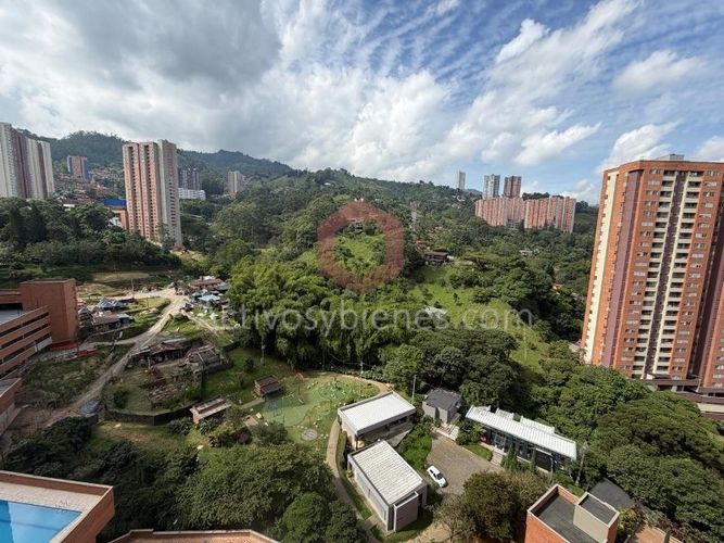 Apartamento de 3 alcobas en venta en Las Lomitas, Sabaneta, 62 m² · foto 3 de 24