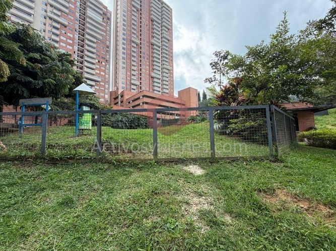 Apartamento de 3 alcobas en venta en Las Lomitas, Sabaneta, 62 m² · foto 24 de 24